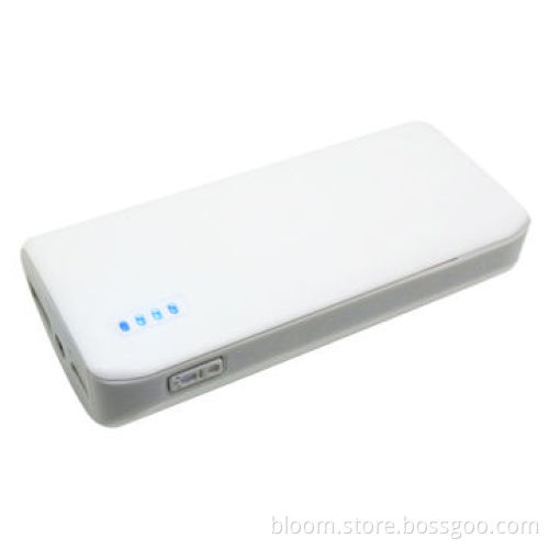 6,000mAh USB Mobile Phone Chargers for iPhone/iPod and Other Mobile Phones, with 1W LED FlashlightNew